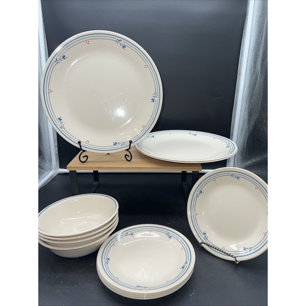 Vintage Corelle Country Violets By Corning Set of 12 Dishes And Bowls